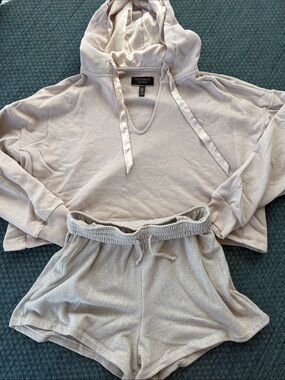 Victoria's Secret Cream Pullover Hoodie & Knit Shorts Lounge Set